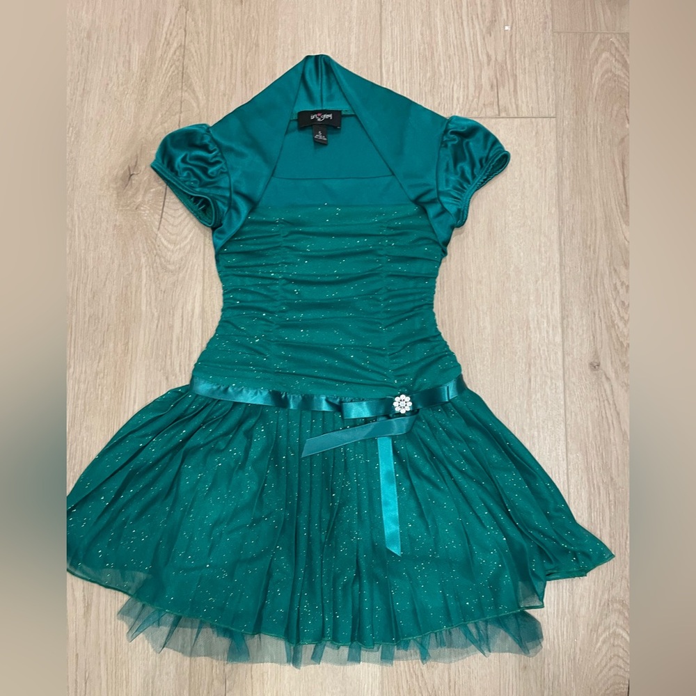 In Girl formal green dress
